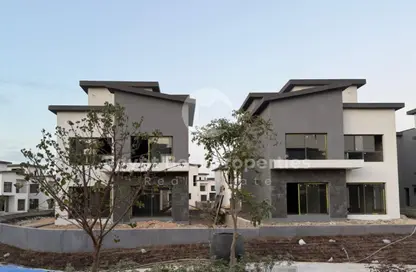 فيلا - 4 غرف نوم - 4 حمامات للبيع في كريك تاون - التجمع الاول - مدينة القاهرة الجديدة - القاهرة