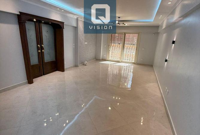 8189764 - Property Main Image