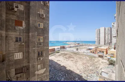 Apartment - 3 Bedrooms - 2 Bathrooms for sale in Mohammad Ngeeb Street - Sidi Beshr - Hay Awal El Montazah - Alexandria
