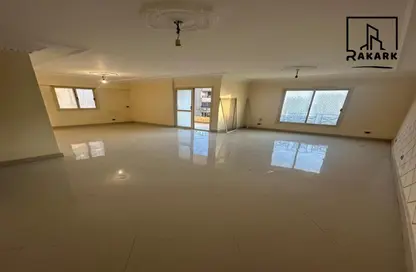 شقة - 3 غرف نوم - 2 حمامات للبيع في مساكن شيراتون - شيراتون المطار - النزهة - القاهرة