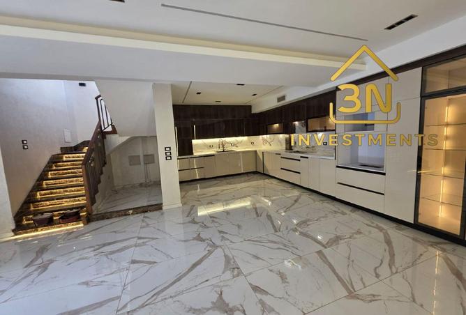 8377140 - صورة العقار 2