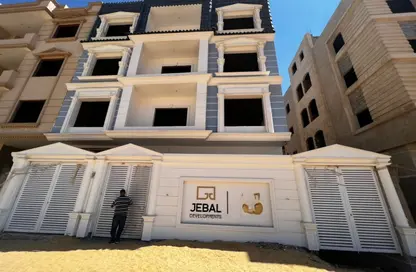 Apartment - 3 Bedrooms - 3 Bathrooms for sale in Al Andalus District - New Cairo City - Cairo