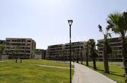 Apartment - 2 Bedrooms - 2 Bathrooms for sale in Capital Gardens   Palm Hills - Mostakbal City Compounds - Mostakbal City - Future City - Cairo