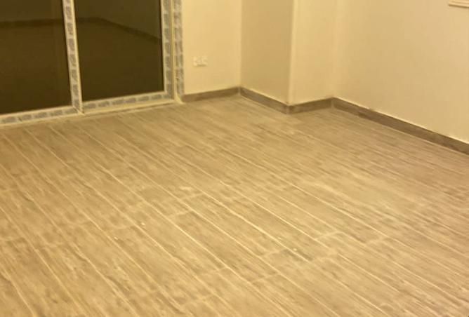 8182350 - Property Image 3