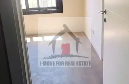 Apartment - 3 Bedrooms - 4 Bathrooms for sale in O West - 6 October Compounds - 6 October City - Giza