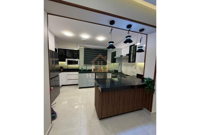 7983478 - Property Image 2