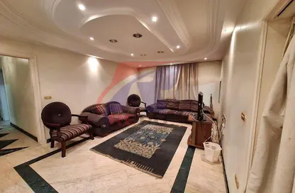 Apartment - 3 Bedrooms - 2 Bathrooms for rent in Gamal Al Din Dewidar St. - 8th Zone - Nasr City - Cairo