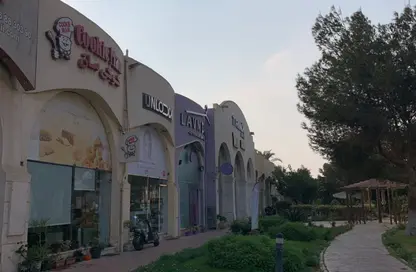 محل - استوديو - 1 حمام للبيع في بيفرلي هيلز - كمبوندات الشيخ زايد - الشيخ زايد - الجيزة