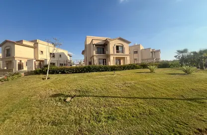 Villa - 5 Bedrooms - 5 Bathrooms for sale in Madinaty - Cairo