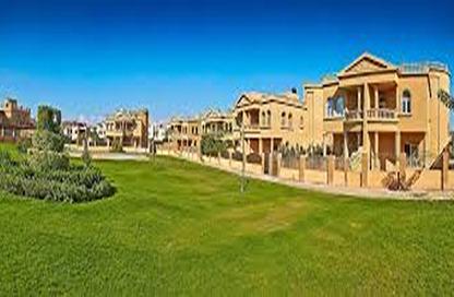 Villa - 4 Bedrooms - 4 Bathrooms for sale in Royal Maxim - 5th Settlement Compounds - The 5th Settlement - New Cairo City - Cairo