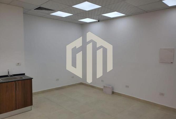 8421914 - Property Image 3