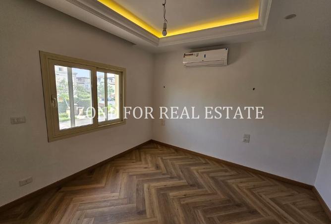 8221644 - Property Image 2