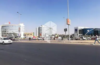 Shop - Studio - 2 Bathrooms for rent in One Ninety Mall - South Teseen St. - The 5th Settlement - New Cairo City - Cairo