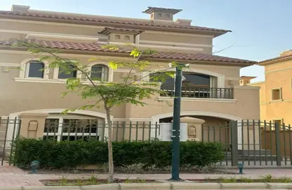 Twin House - 5 Bedrooms - 5 Bathrooms for sale in Swan Lake West - 6 October Compounds - 6 October City - Giza