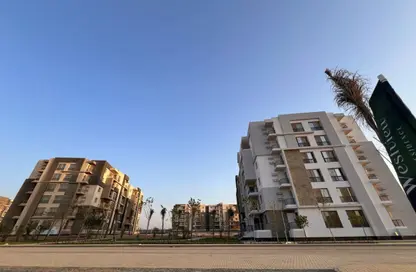 Apartment - 4 Bedrooms - 3 Bathrooms for sale in Westview Residence - New Zayed City - Sheikh Zayed City - Giza