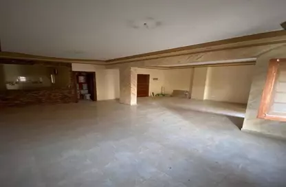 Apartment - 3 Bedrooms - 2 Bathrooms for sale in Ibn Al Farid Street - 1st District - Tanta - Al Gharbeya