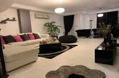 Duplex - 3 Bedrooms - 3 Bathrooms for rent in 10th District - Sheikh Zayed City - Giza