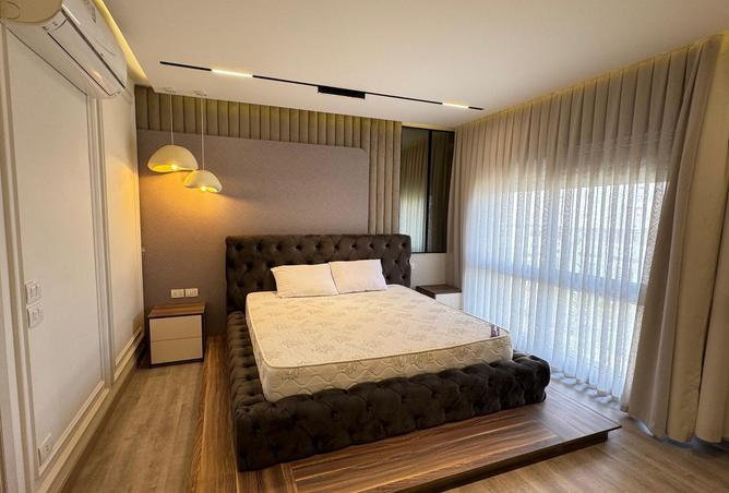 8232907 - Property Image 3