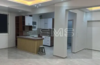 Apartment - 2 Bedrooms - 2 Bathrooms for rent in Orouba Axis - Area A - Ganoob El Acadimia - New Cairo City - Cairo