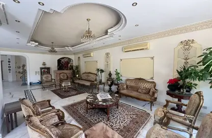 Villa - 7 Bedrooms - 5 Bathrooms for rent in Mena Garden City - Al Motamayez District - 6 October City - Giza