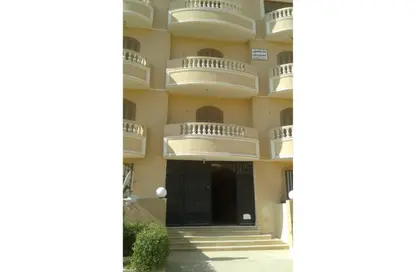 Apartment - 2 Bedrooms - 2 Bathrooms for sale in Belbeis Road   Road 10 - 3rd District - Obour City - Qalyubia