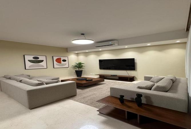 8184493 - Property Image 2