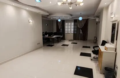 مساحات مكتبية - استوديو - 2 حمامات للايجار في البنفسج 4 - البنفسج - مدينة القاهرة الجديدة - القاهرة