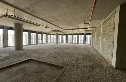 Office Space - Studio - 4 Bathrooms for rent in Eastown - 5th Settlement Compounds - The 5th Settlement - New Cairo City - Cairo