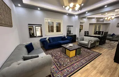 Apartment - 3 Bedrooms - 2 Bathrooms for rent in Abd Al Aziz Aal Seoud St. - El Manial - Hay El Manial - Cairo