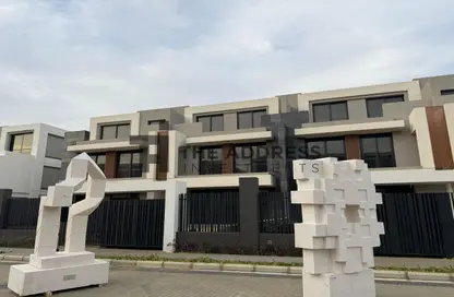 تاون هاوس - 4 غرف نوم - 3 حمامات للبيع في الباتيو فيدا - التجمع السادس - مدينة القاهرة الجديدة - القاهرة