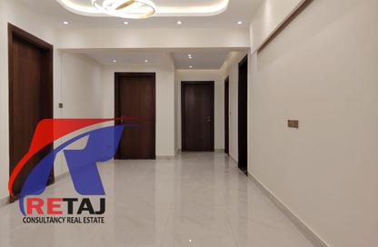 Apartment - 3 Bedrooms - 3 Bathrooms for sale in Makram Ebeid St. - 6th Zone - Nasr City - Cairo