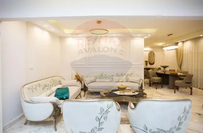 Apartment - 2 Bedrooms - 1 Bathroom for sale in Laurent - Hay Sharq - Alexandria