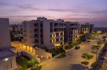 Apartment - 2 Bedrooms - 2 Bathrooms for sale in Azzar - 5th Settlement Compounds - The 5th Settlement - New Cairo City - Cairo