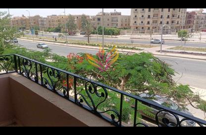 شقة - 3 غرف نوم - 2 حمامات للايجار في الحي الحادي عشر - الشيخ زايد - الجيزة