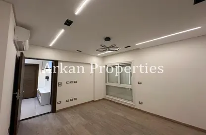 iVilla - 3 Bedrooms - 3 Bathrooms for rent in Mountain View iCity - 5th Settlement Compounds - The 5th Settlement - New Cairo City - Cairo
