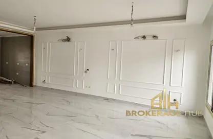 Townhouse - 3 Bedrooms - 3 Bathrooms for rent in Hyde Park - New Cairo City - Cairo