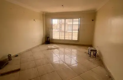 Apartment - 3 Bedrooms - 2 Bathrooms for sale in El Koronfel - The 5th Settlement - New Cairo City - Cairo