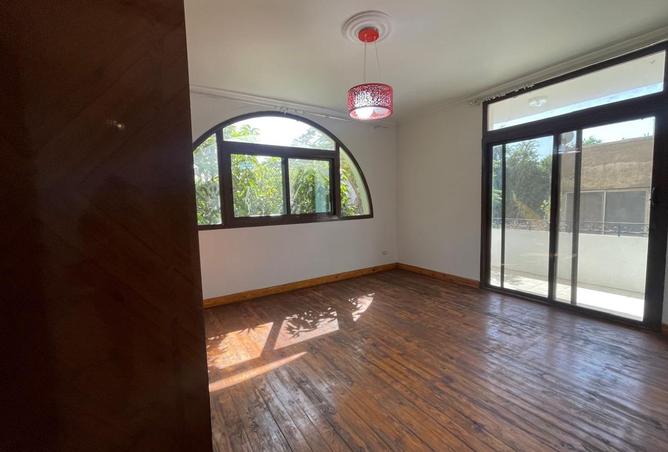 8177581 - Property Image 3