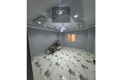 Apartment - 3 Bedrooms - 2 Bathrooms for rent in Zahraa El Maadi - Hay El Maadi - Cairo