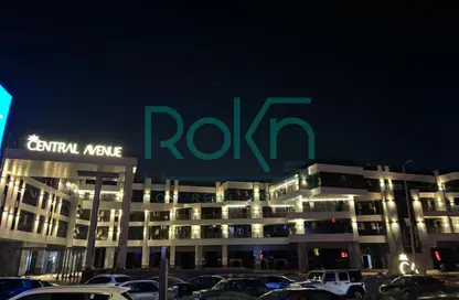 Clinic - Studio - 1 Bathroom for rent in Central Avenue - 2nd District - Sheikh Zayed City - Giza