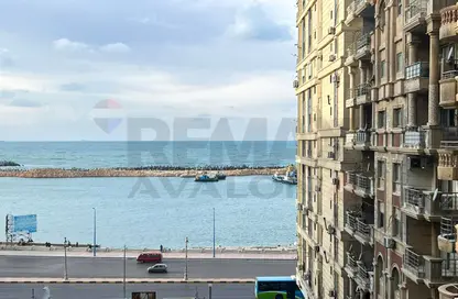 Apartment - 3 Bedrooms - 2 Bathrooms for rent in El Gaish Road - Sidi Beshr - Hay Awal El Montazah - Alexandria