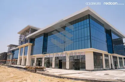 Office Space - Studio - 1 Bathroom for sale in Golden Gate - South Teseen St. - The 5th Settlement - New Cairo City - Cairo Office Space - Studio - 1 Bathroom for sale in Golden Gate - South Teseen St. - The 5th Settlement - New Cairo City - Cairo
