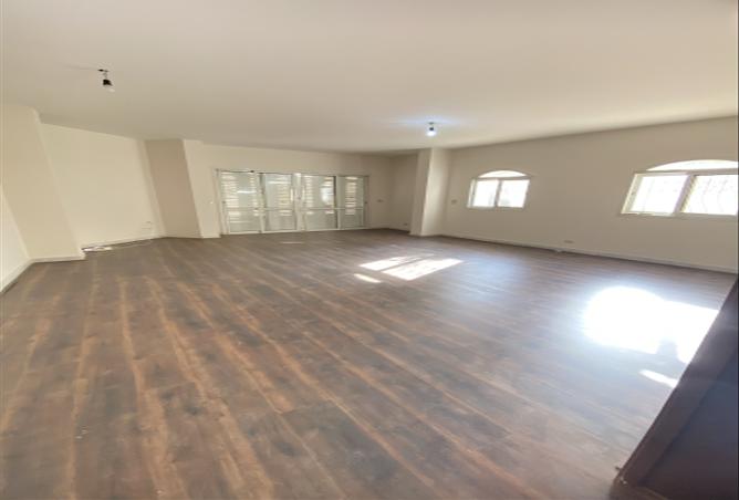 8001587 - Property Image 3