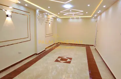 شقة - 3 غرف نوم - 1 حمام للبيع في شارع محمود العيسوي - ميامي - حي اول المنتزة - الاسكندرية