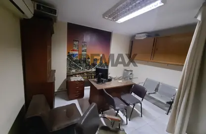 Clinic - Studio - 1 Bathroom for rent in Ismailia Square - El Ismailia Square - Heliopolis - Masr El Gedida - Cairo