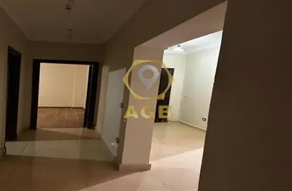 شقة - 3 غرف نوم - 2 حمامات للبيع في مدينة وصال - كمبوندات الشروق - مدينة الشروق - القاهرة