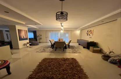 Apartment - 5 Bedrooms - 3 Bathrooms for rent in Continental Gardens - 12th District - Sheikh Zayed City - Giza