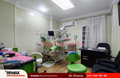 Medical Facility - Studio - 2 Bathrooms for rent in Abou Quer Road - Zezenia - Hay Sharq - Alexandria