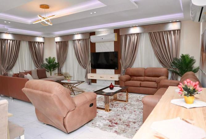 8406817 - Property Image 3