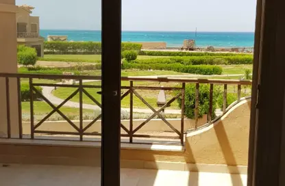 فيلا - 4 غرف نوم - 3 حمامات للبيع في بياسيرا - العين السخنة - السويس
